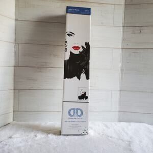 Diamond Dotz Lady in Black Art Kit